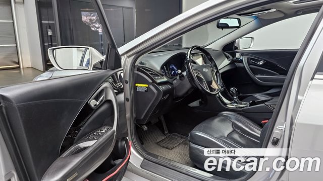 Hyundai Grandeur 2012 — photo 11
