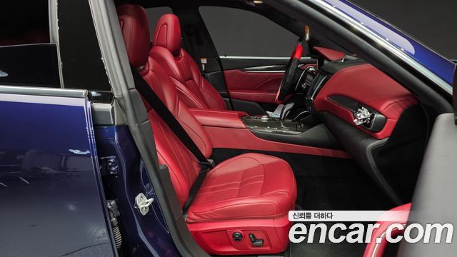 Maserati Levante 2019 — photo 10