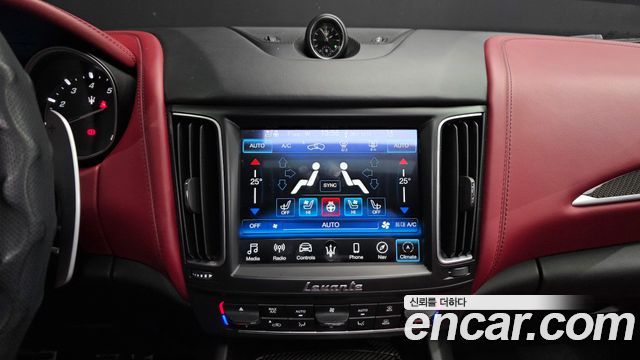Maserati Levante 2019 — photo 14