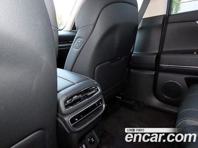 Genesis GV80 2022 — photo 15