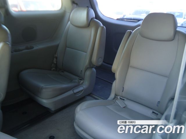 Kia Canival 2018 — photo 13