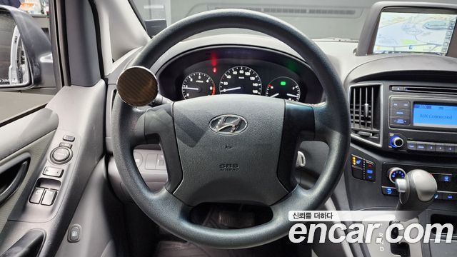 Hyundai Starex 2018 — photo 13