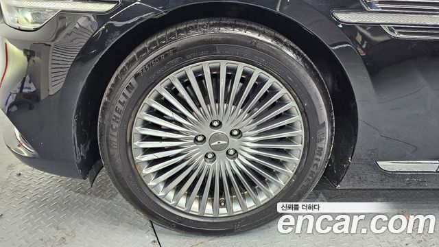 Genesis G90 2019 — photo 5