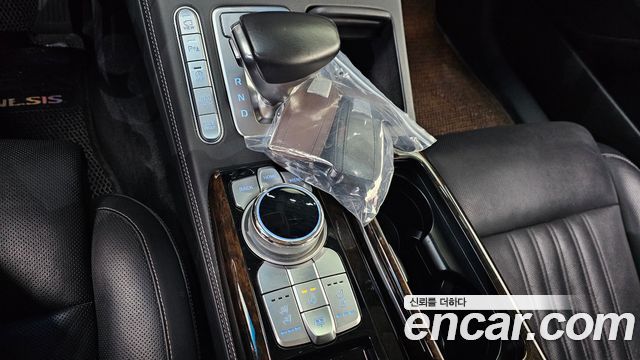 Genesis G90 2019 — photo 9