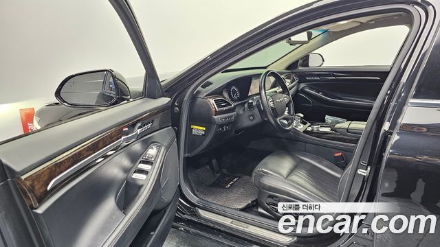 Genesis G90 2019 — photo 10