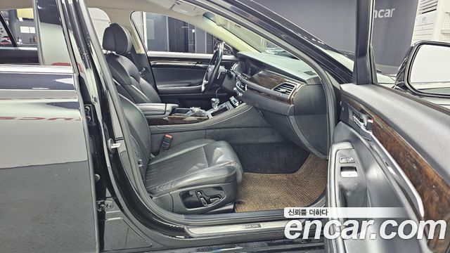 Genesis G90 2019 — photo 11