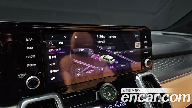 Kia Sorento 2023 — photo 16