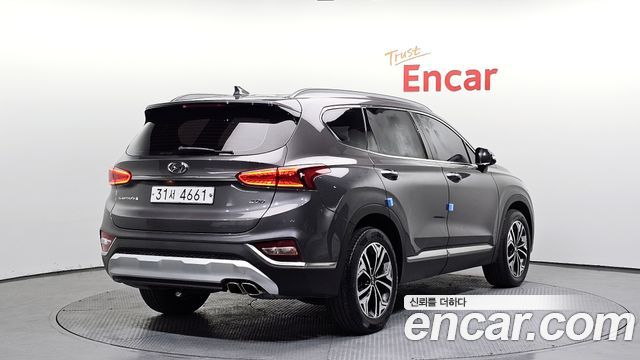 Hyundai Santafe 2019 — photo 2