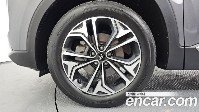 Hyundai Santafe 2019 — photo 5