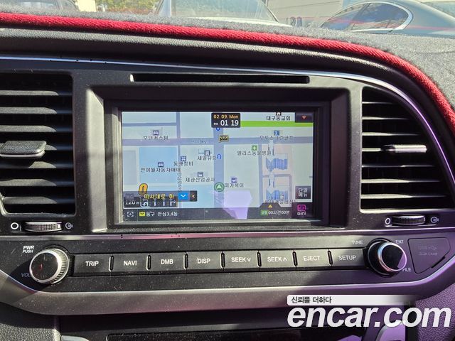 Hyundai AVANTE 2016 — photo 8