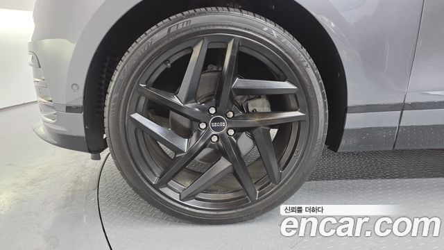 Land Rover Range Rover Velar 2018 — photo 5
