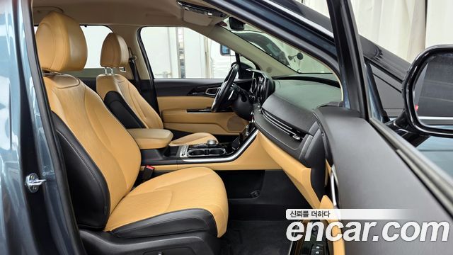 Kia Canival 2021 — photo 11