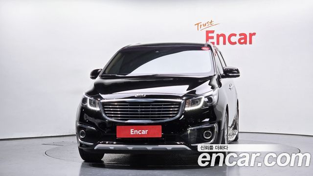 Kia Canival 2018 — photo 3