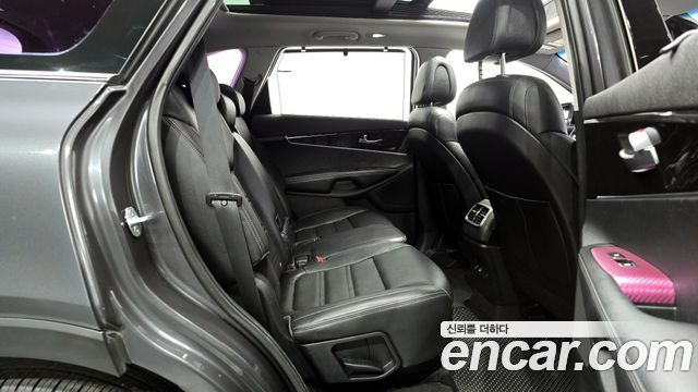 Kia Sorento 2015 — photo 12