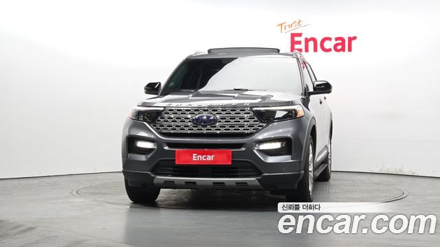 Ford Explorer 2021 — photo 3