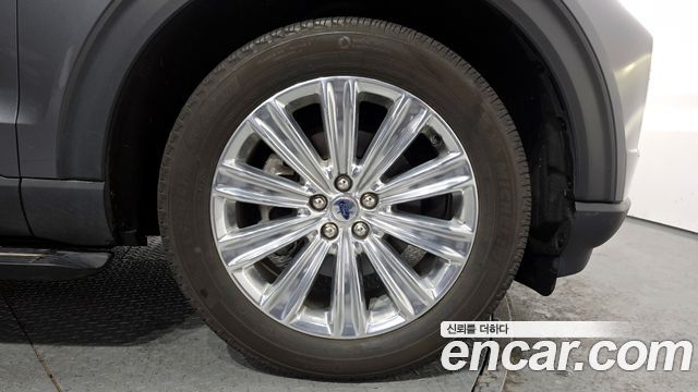 Ford Explorer 2021 — photo 5