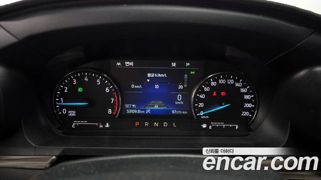 Ford Explorer 2021 — photo 8