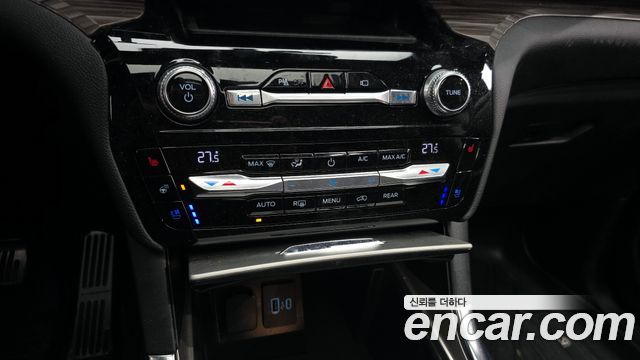 Ford Explorer 2021 — photo 17