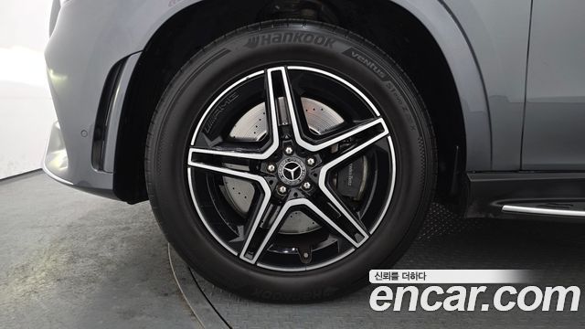 Mercedes-Benz GLE-Class 2021 — photo 5