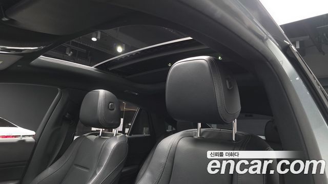 Mercedes-Benz GLE-Class 2021 — photo 19