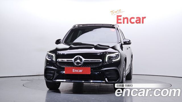 Mercedes-Benz GLB-Class 2021 — photo 3