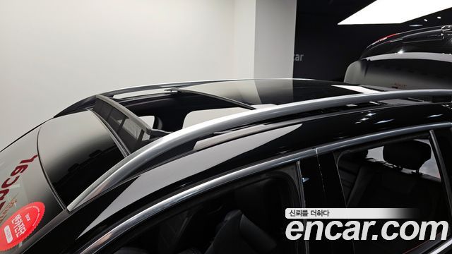 Mercedes-Benz GLB-Class 2021 — photo 17