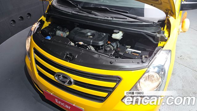 Hyundai Starex 2017 — photo 6