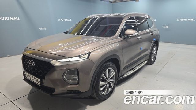 Hyundai Santafe 2019 — photo 1