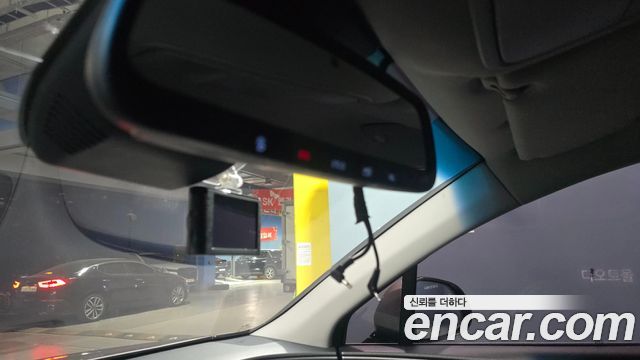 Hyundai Santafe 2019 — photo 13