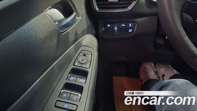 Hyundai Santafe 2019 — photo 14