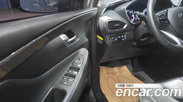 Hyundai Santafe 2019 — photo 20