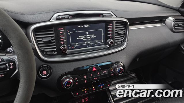 Kia Sorento 2015 — photo 14