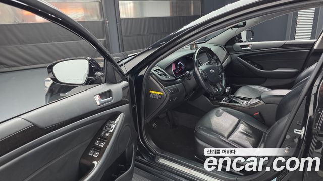 Kia K7 2014 — photo 10
