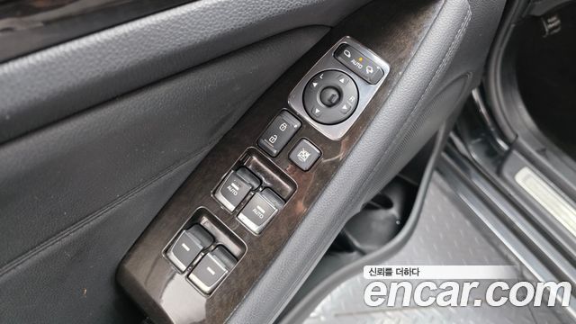 Kia K7 2014 — photo 18