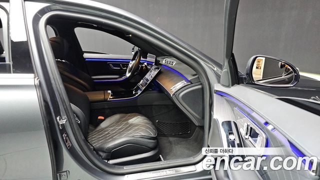 Mercedes-Benz S-Class 2022 — photo 18