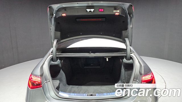 Mercedes-Benz S-Class 2022 — photo 20