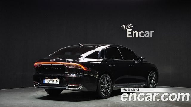 Hyundai Grandeur 2022 — photo 2