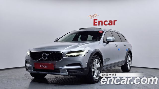 Volvo V90 2017 — photo 1