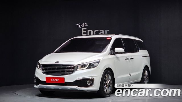 Kia Canival 2018 — photo 1