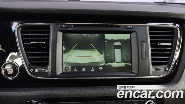 Kia Canival 2018 — photo 15