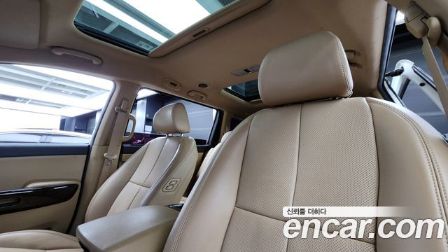 Kia Canival 2018 — photo 18