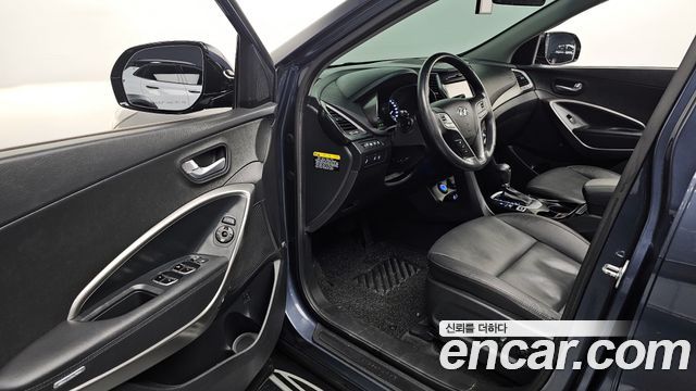 Hyundai Santafe 2018 — photo 11