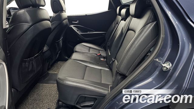 Hyundai Santafe 2018 — photo 12