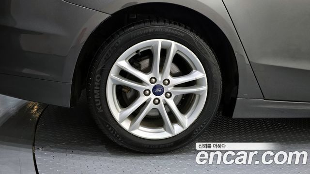 Ford Mondeo 2015 — photo 5