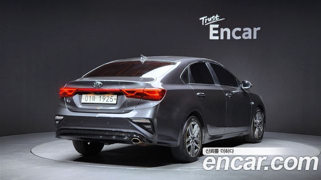 Kia K3 2019 — photo 2