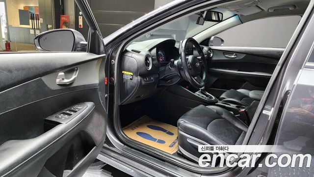 Kia K3 2019 — photo 11