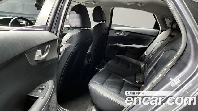 Kia K3 2019 — photo 12