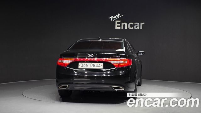 Hyundai Grandeur 2011 — photo 4