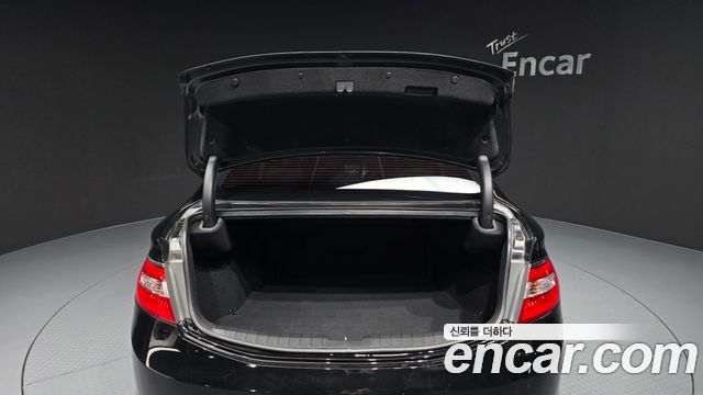 Hyundai Grandeur 2011 — photo 20