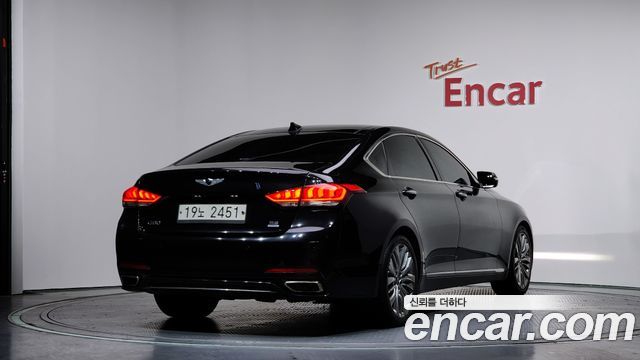 Genesis G80 2018 — photo 2